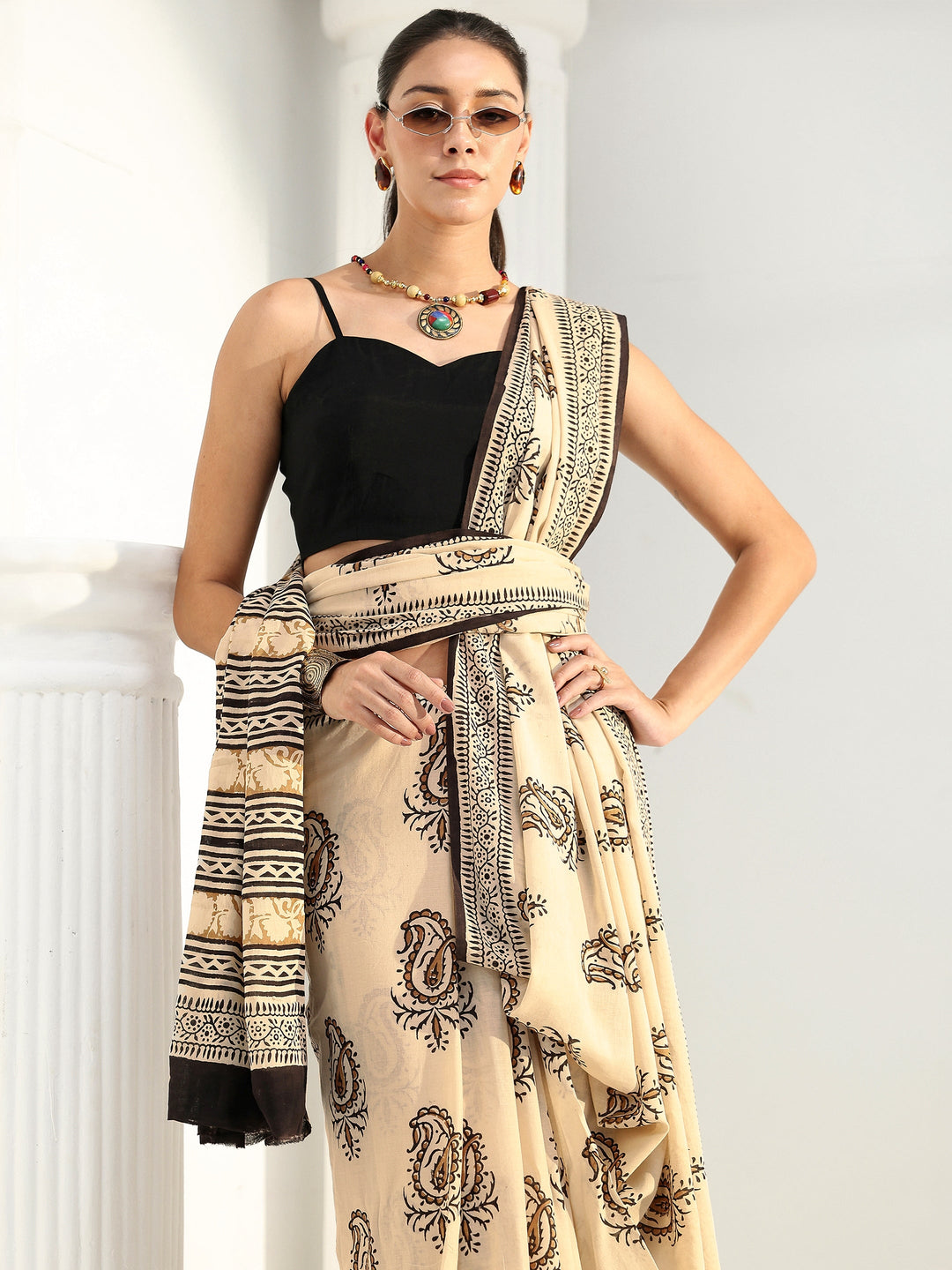 Beige Paisley Bagru Print Cotton Saree
