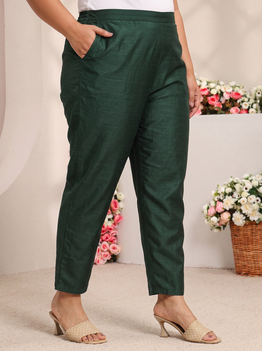 Plus Size Green Floral Embroidered Silk Blend Straight Kurta