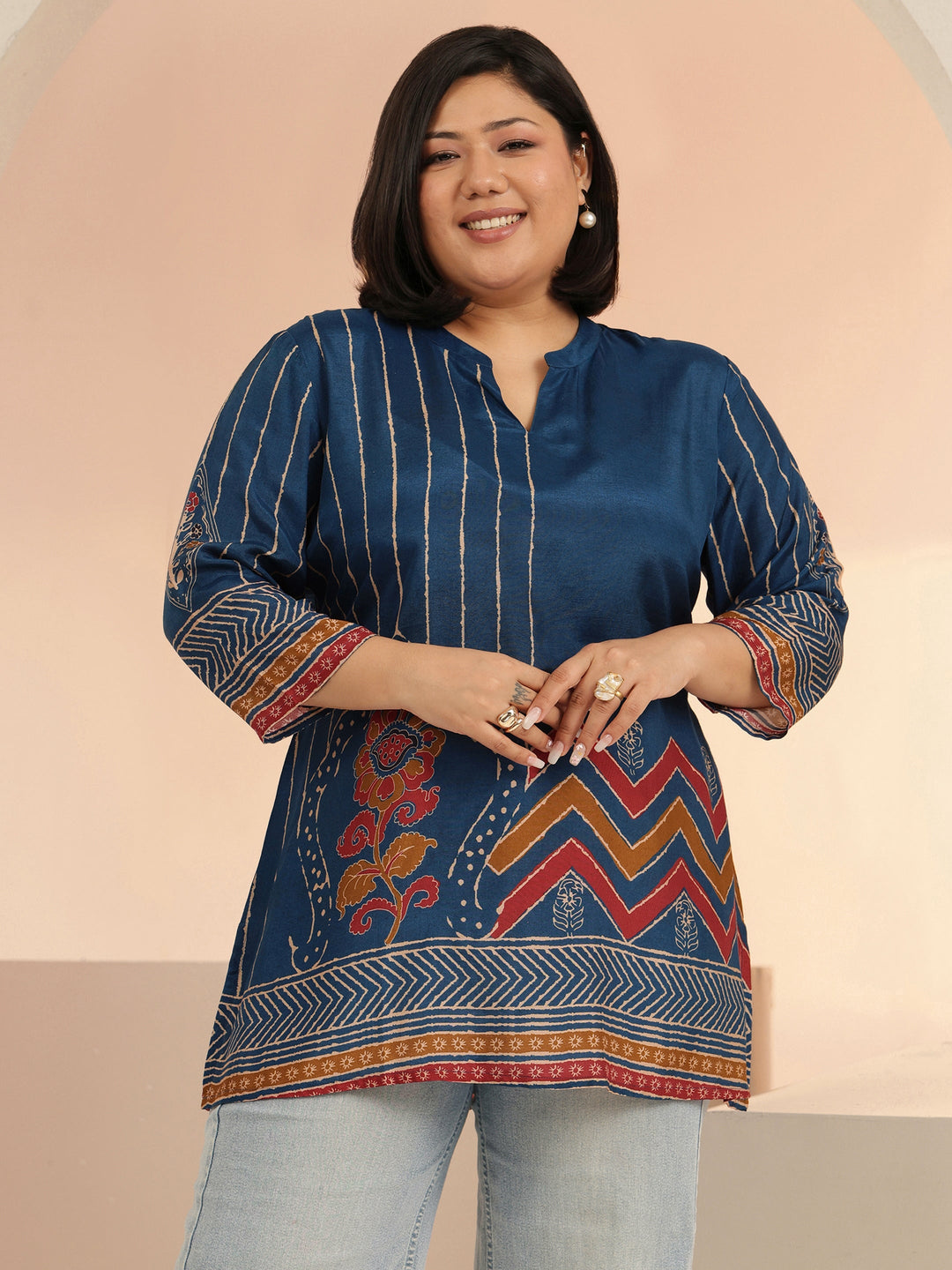 Plus Size Blue Ethnic Motif Printed Straight Kurti