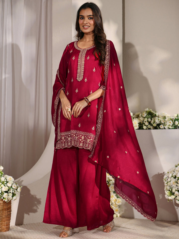 Red Embroidered Silk Blend Straight Suit Set With Dupatta