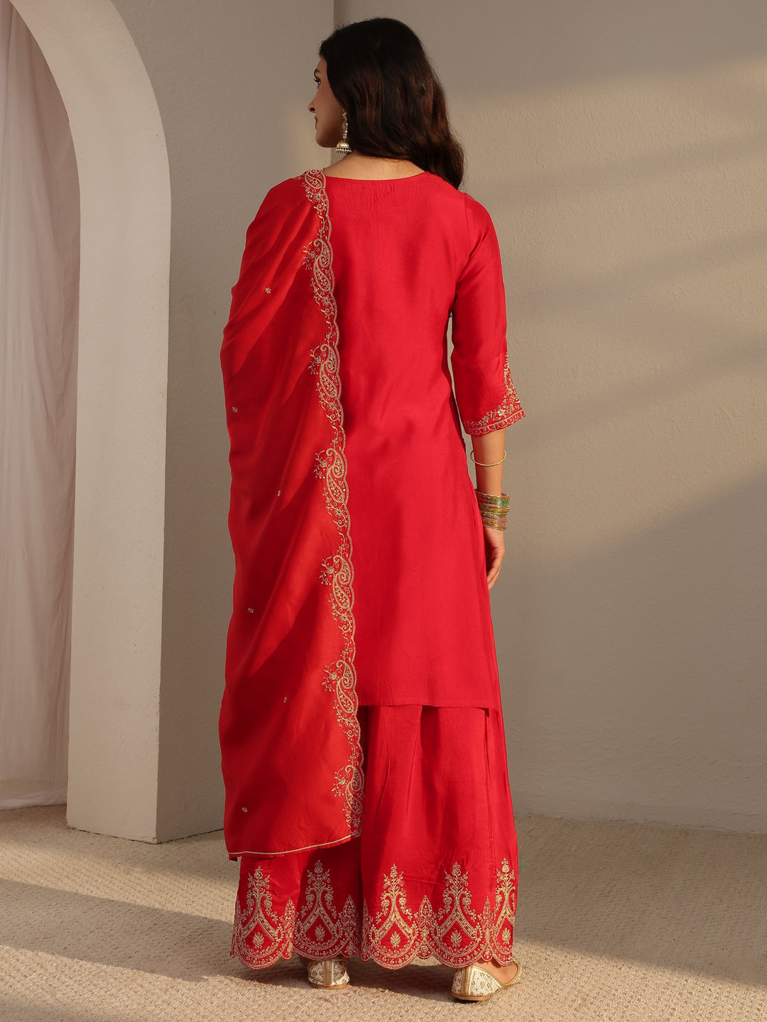 Red Embroidered Silk Blend Straight Suit Set With Dupatta