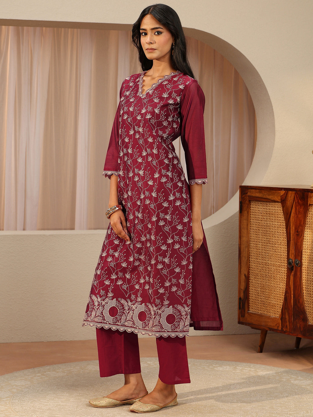 Red Floral Embroidered Chanderi Silk Straight Suit Set