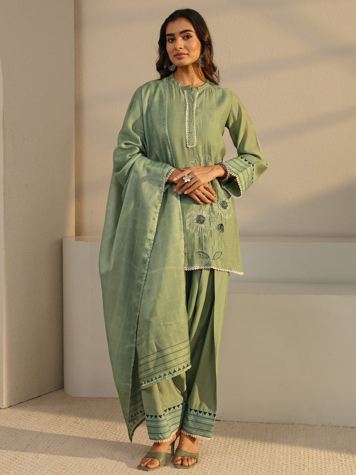 Green Floral Embroidered Chanderi Silk Straight Suit Set
