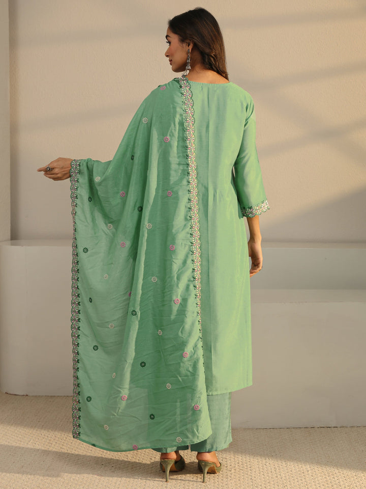 Green Floral Embroidered Silk Blend Straight Suit Set