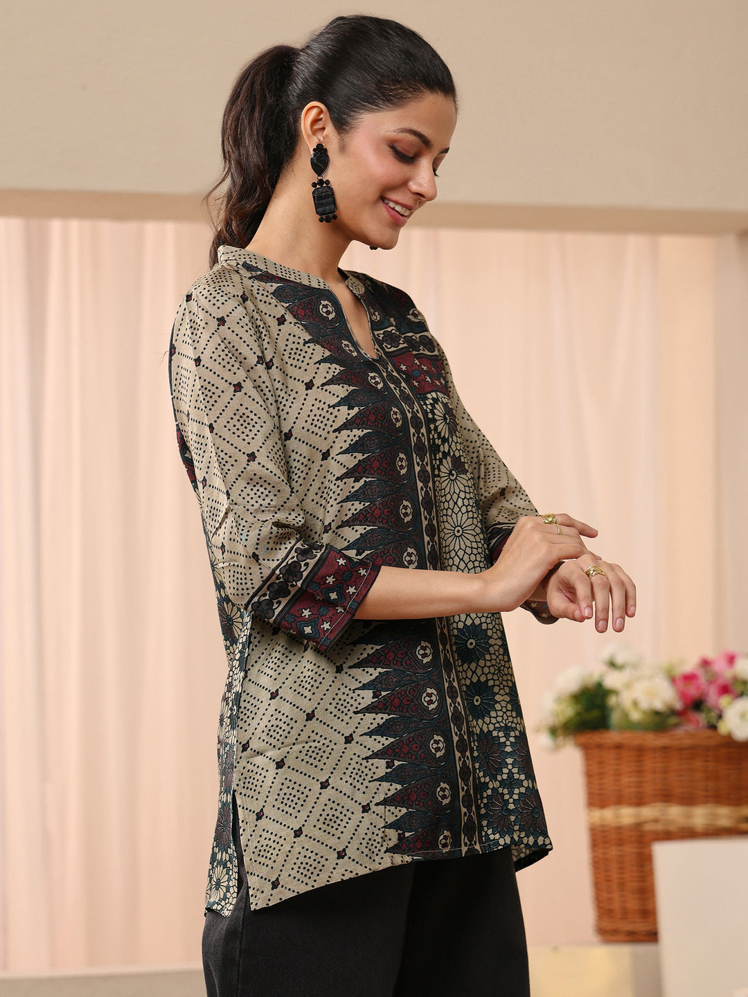 Off White Ethnic Printed Silk Blend Straight Short Kurti