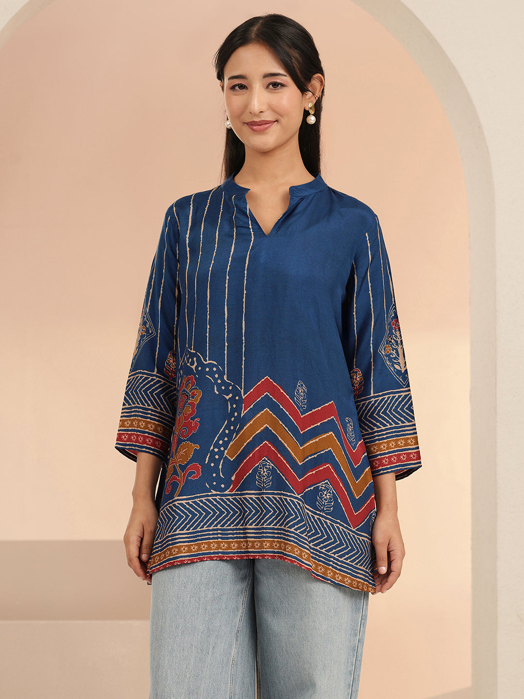 Libas Blue Ethnic Motif Printed Straight Kurti