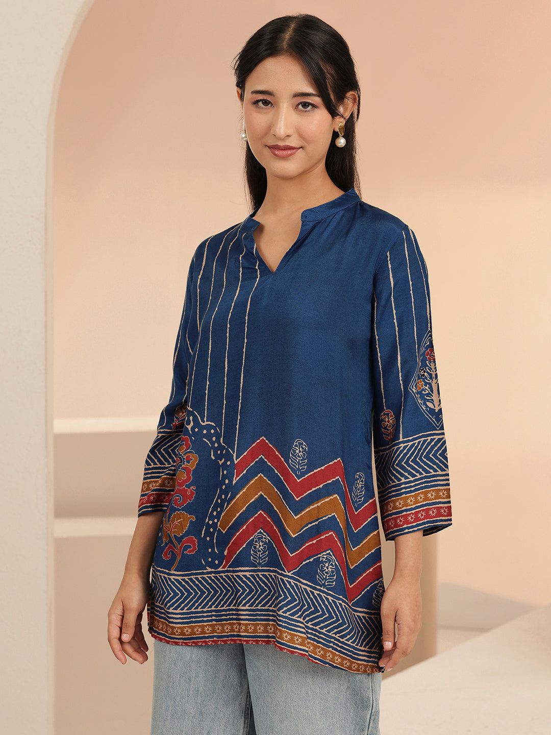 Libas Blue Ethnic Motif Printed Straight Kurti