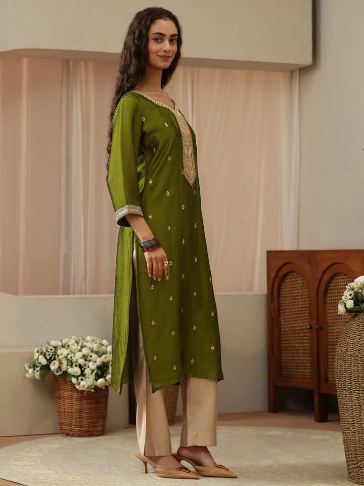Fern Green Embroidered Silk Blend Straight Kurta