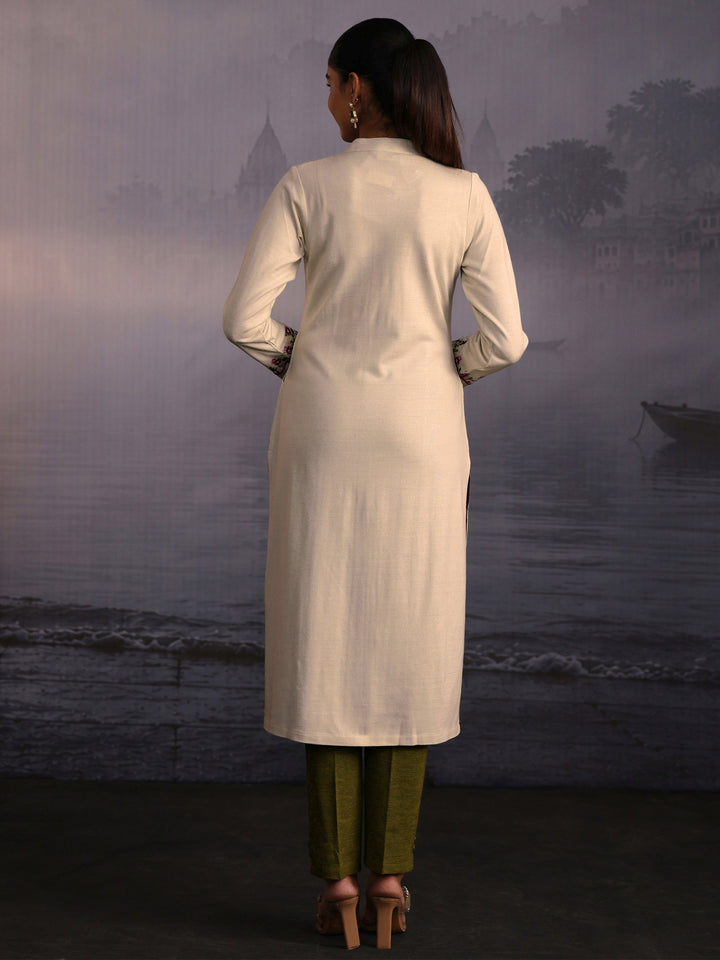 Libas Off White Floral Embroidered Woolen Straight Kurta