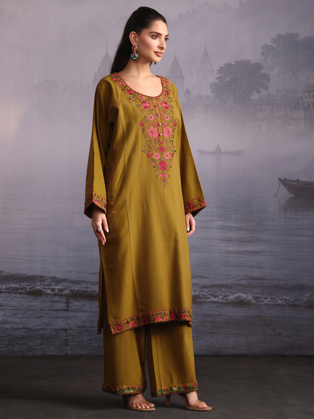 Libas Henna Green Floral Embroidered Woolen Straight Kurta
