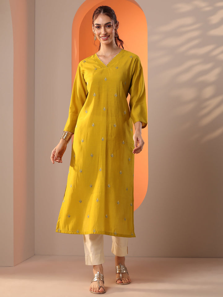 Yellow Embroidered Silk Blend Straight Kurta
