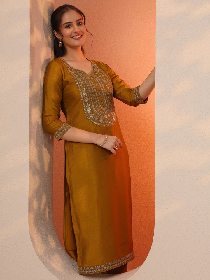 Mustard Embroidered Silk Blend Straight Kurta