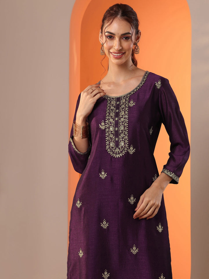Burgundy Embroidered Silk Blend Straight Kurta