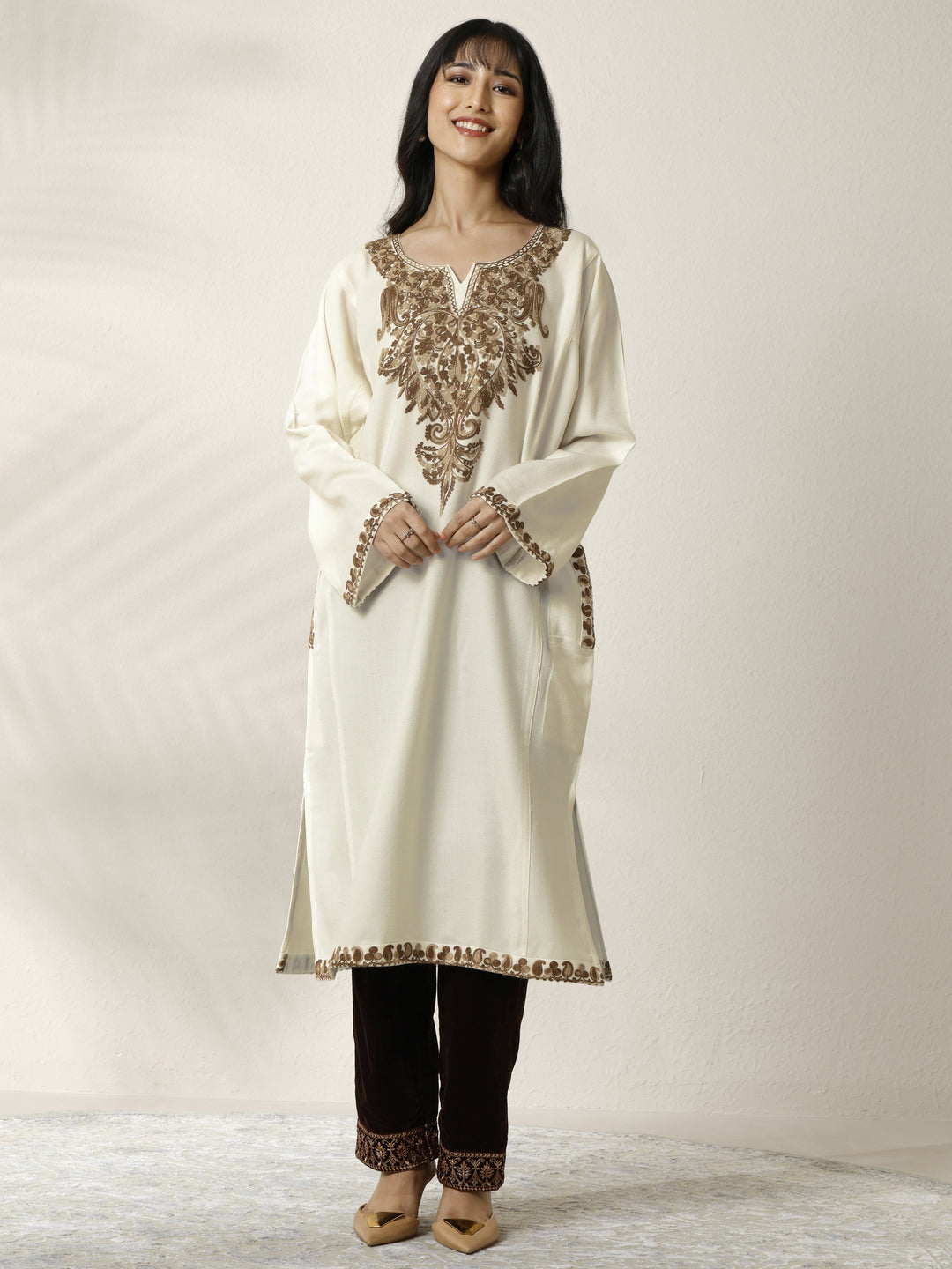 White Embroidered Wool Straight Kurta