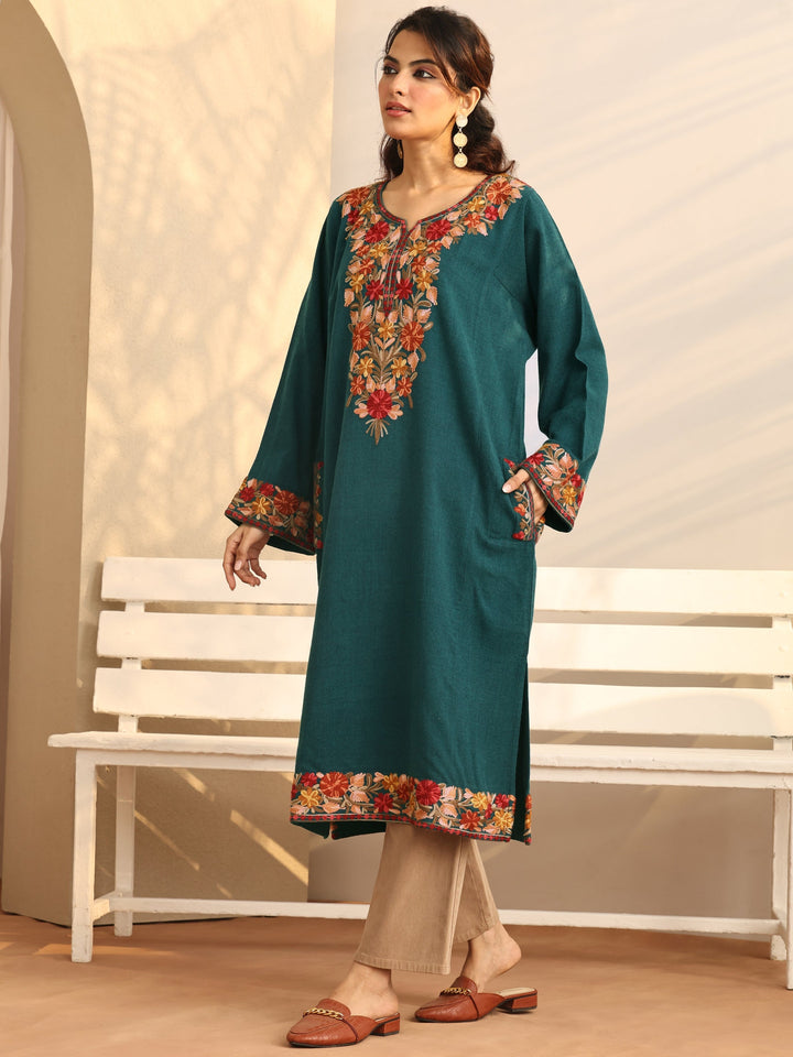 Green Embroidered Wool Straight Kurta