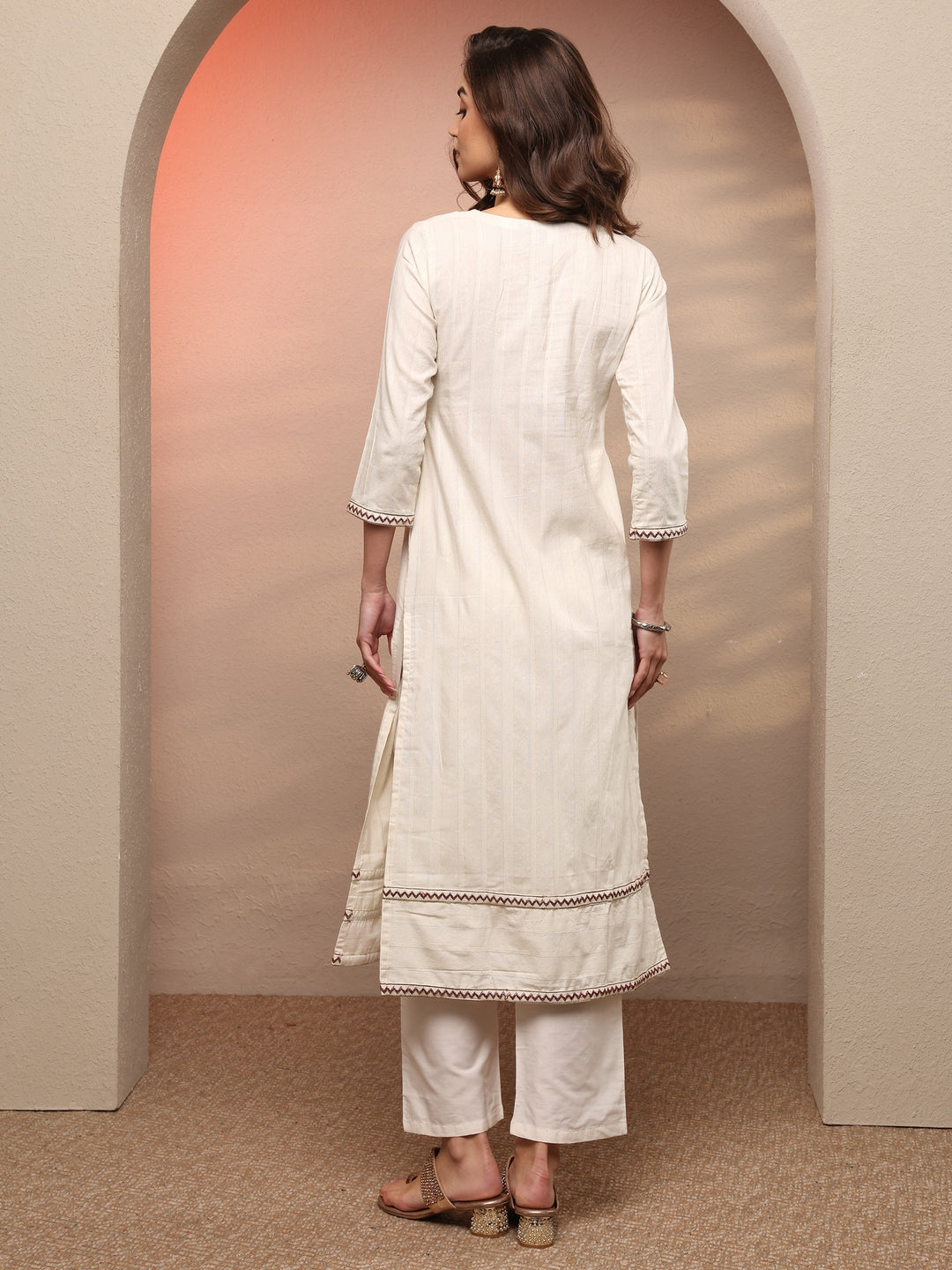 Cream Embellished Silk Blend Straight Kurta
