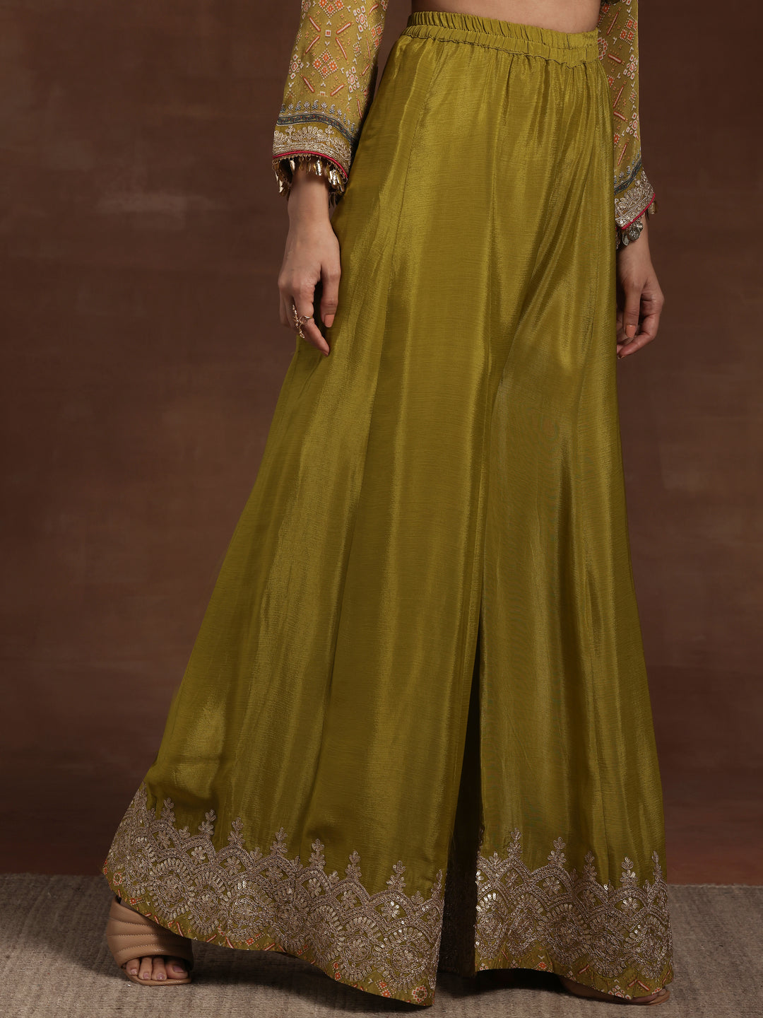 Libas Art Green Printed Silk Blend Straight Suit With Dupatta