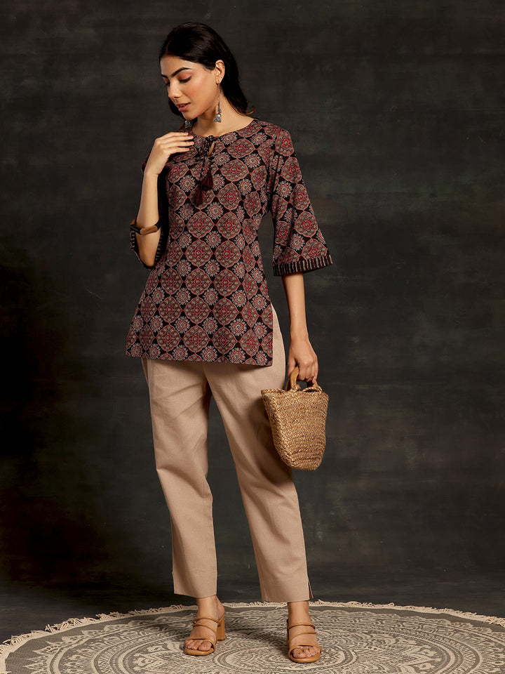 Black Printed Cotton Straight Kurti