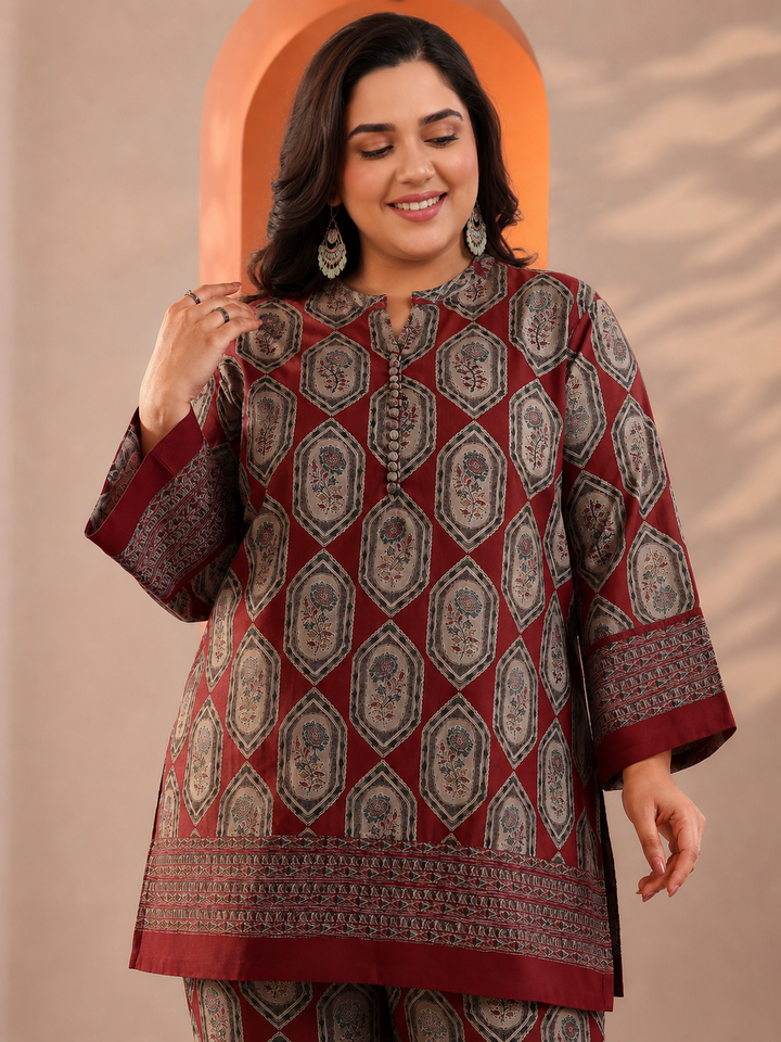 Plus Size Red Printed Silk Blend Straight Suit Set