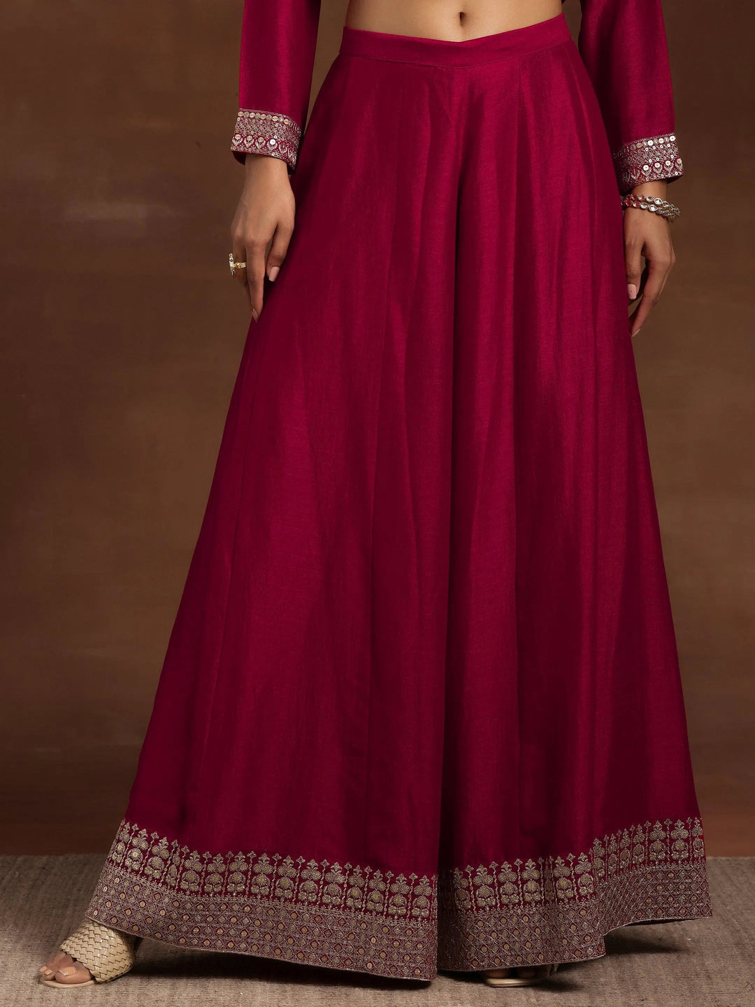 Pink Embroidered Silk Blend Straight Suit With Dupatta