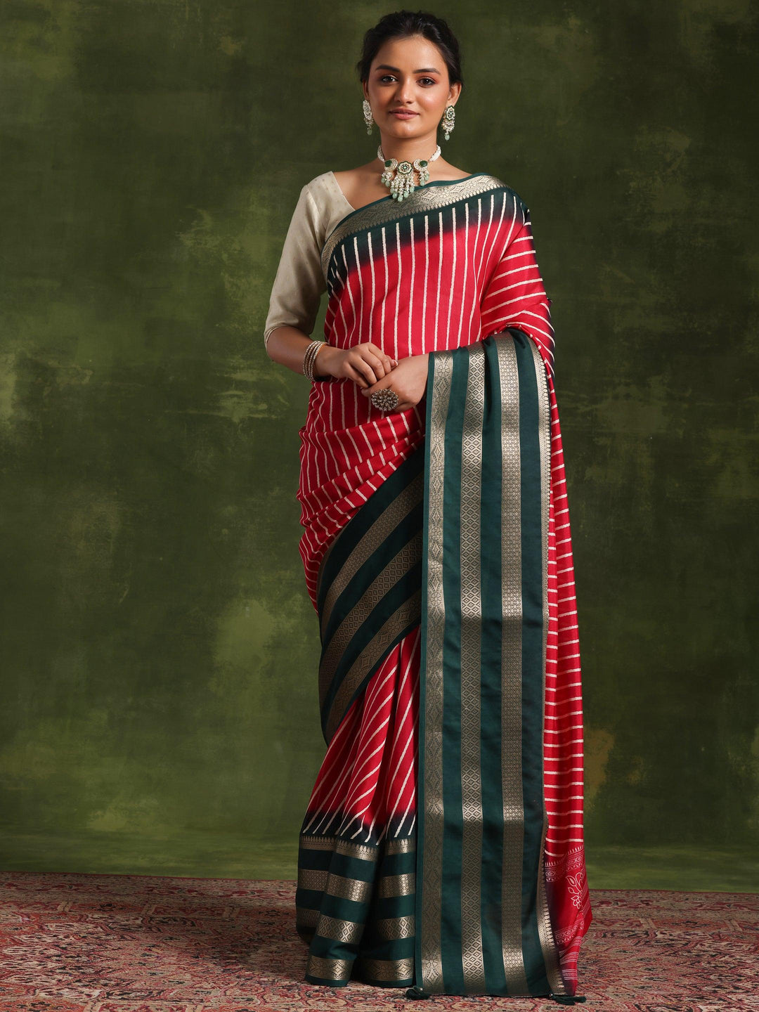 Pink Printed Silk Blend Saree With Unstitched Blouse Piece - Libas