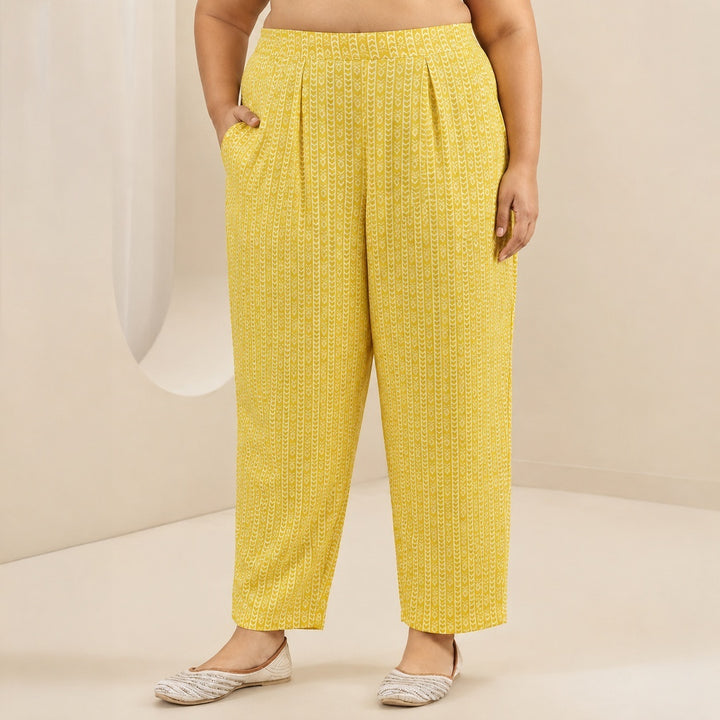 Plus Size Yellow Floral Printed Cotton Blend Straight Suit Set