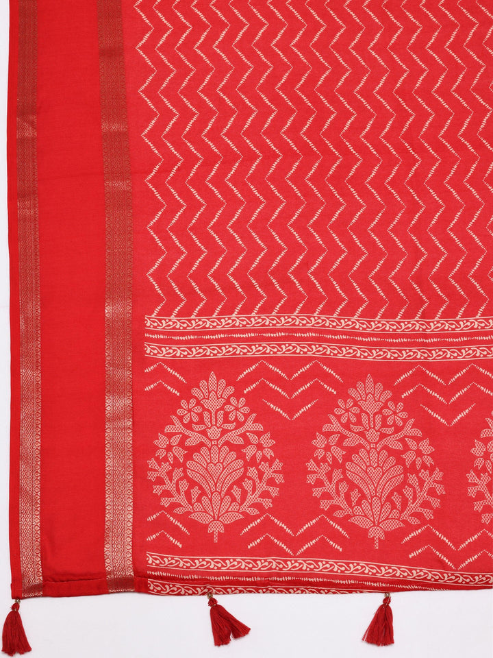 Red Printed Silk Blend Saree With Unstitched Blouse Piece - Libas