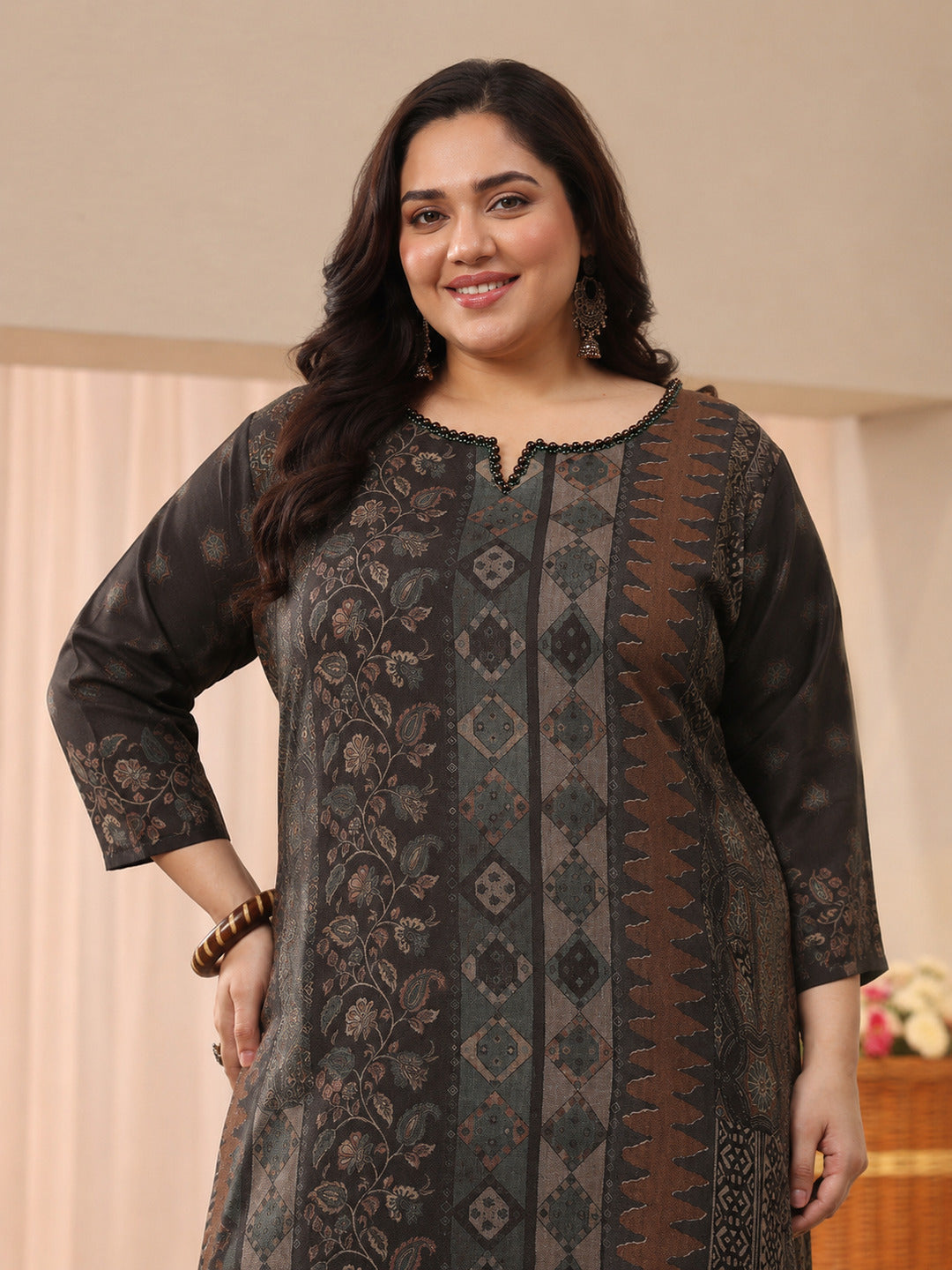 Plus Size Black Ethnic Printed Linen Straight Suit Set