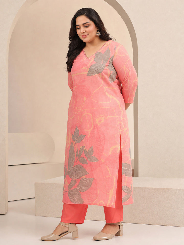 Plus Size Pink Floral Printed Cotton Straight Suit Set