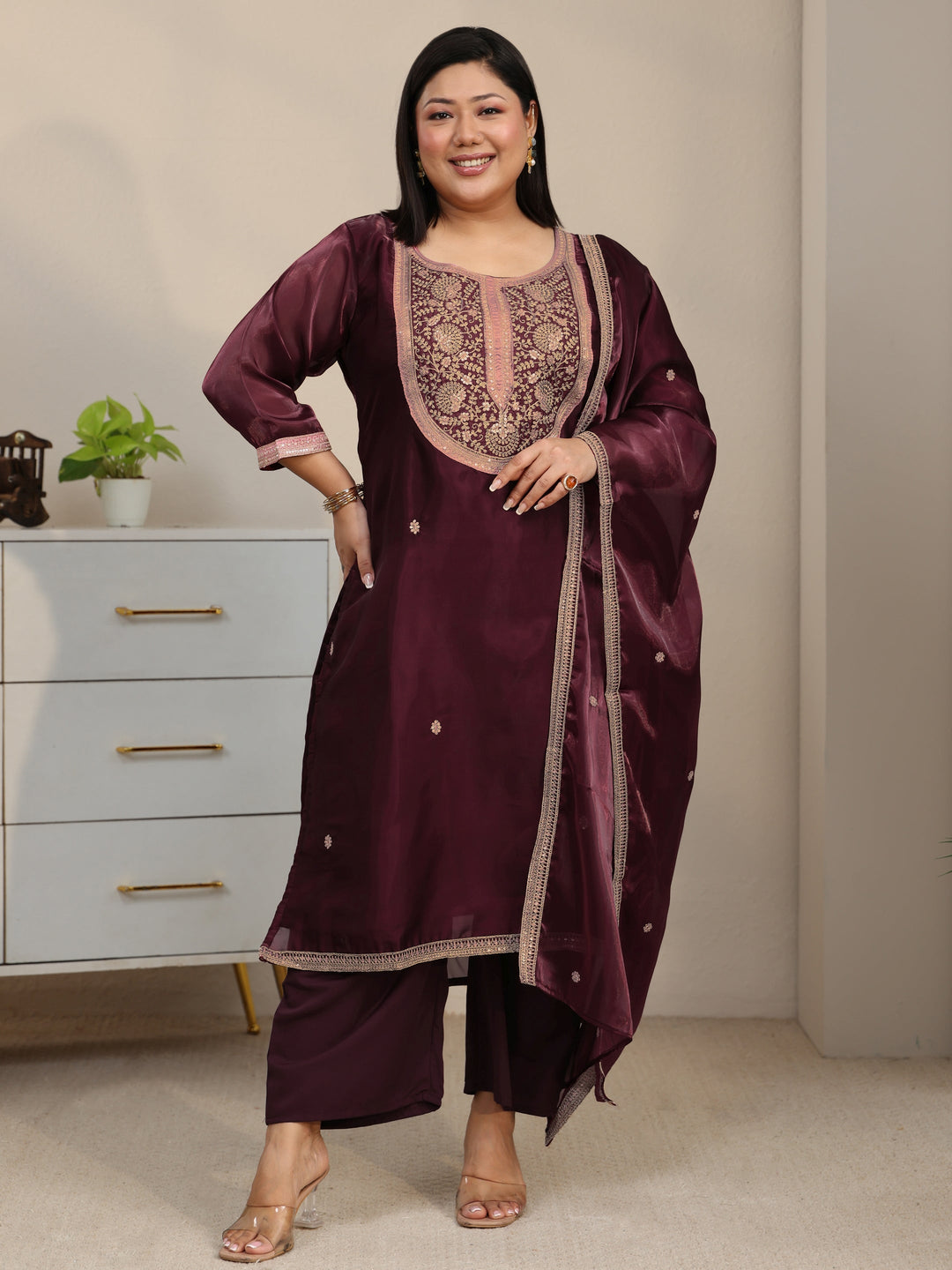 Plus Size Maroon Yoke Design Tissue Straight Suit Set