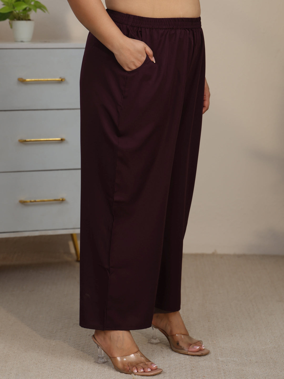 Plus Size Maroon Yoke Design Tissue Straight Suit Set
