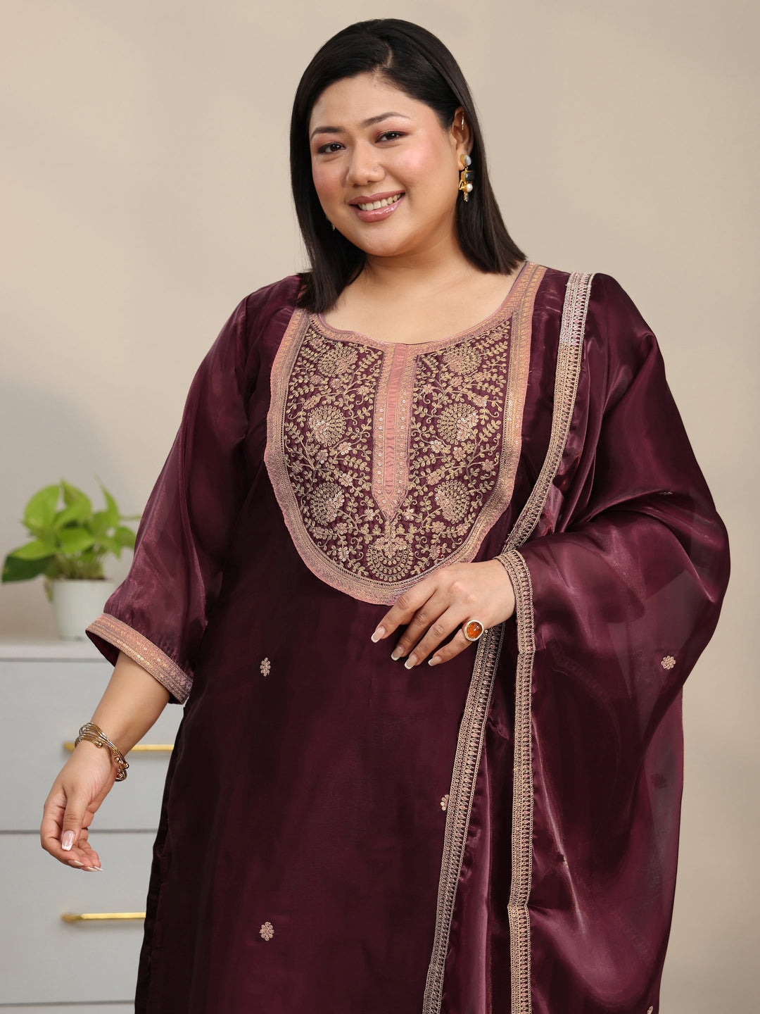 Plus Size Maroon Yoke Design Tissue Straight Suit Set