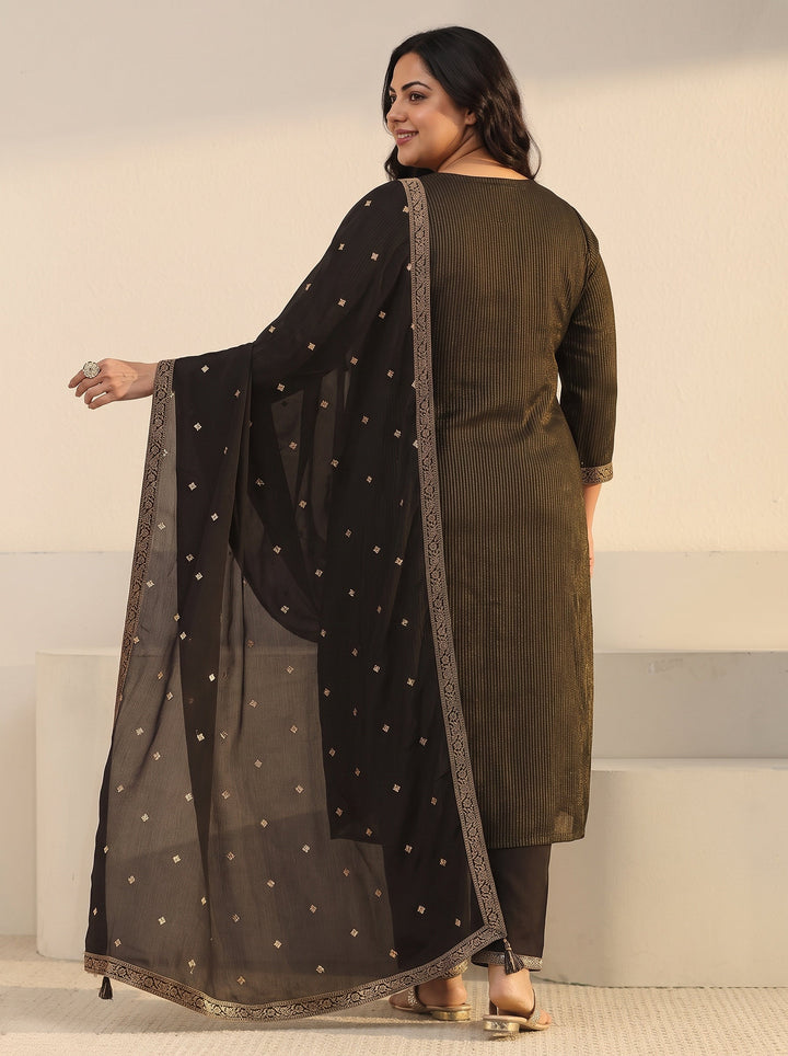 Plus Size Black Floral Embroidered Silk Blend Straight Suit Set