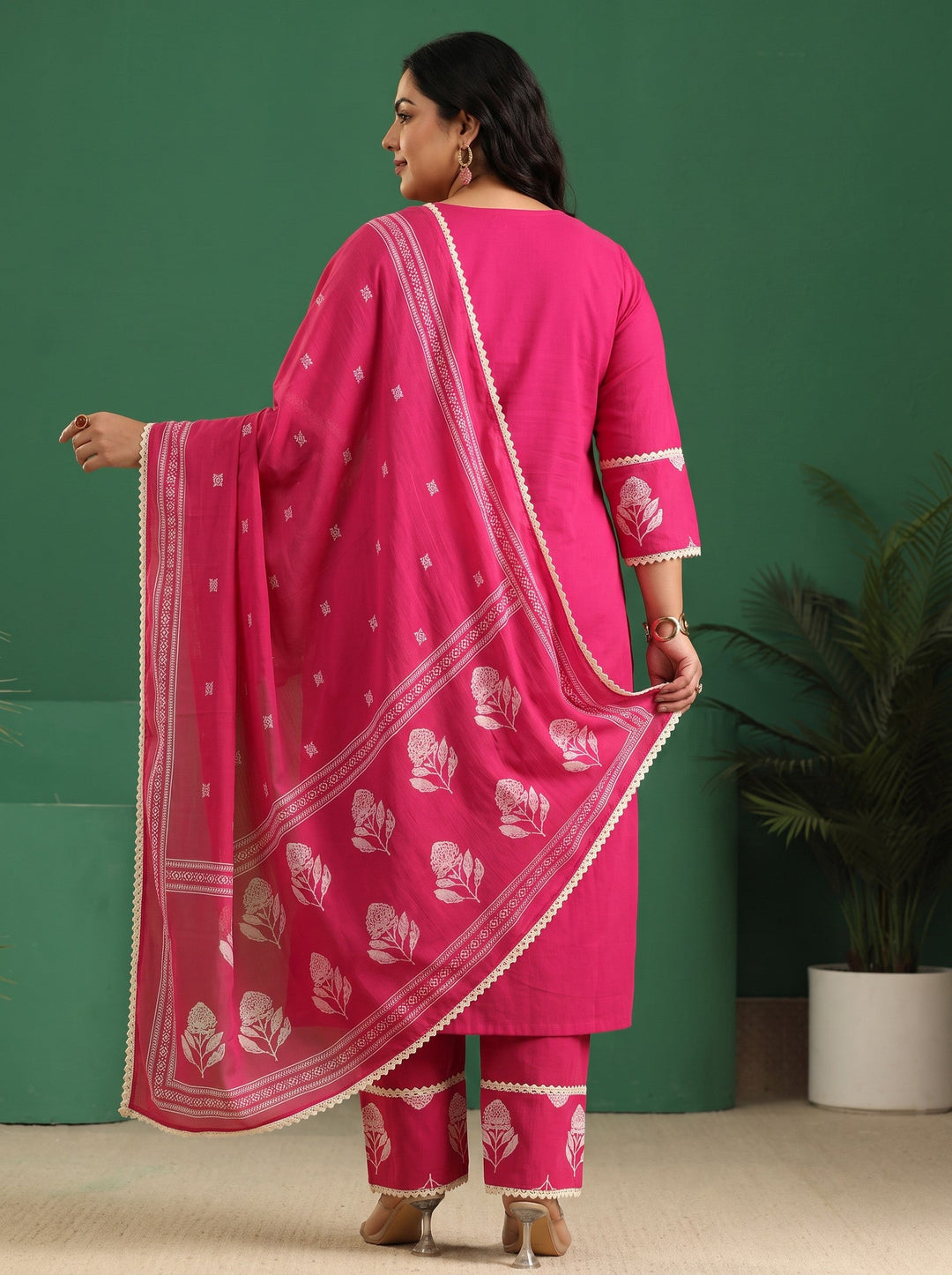 Plus Size Fuchsia Pink Floral Printed Cotton Straight Suit Set