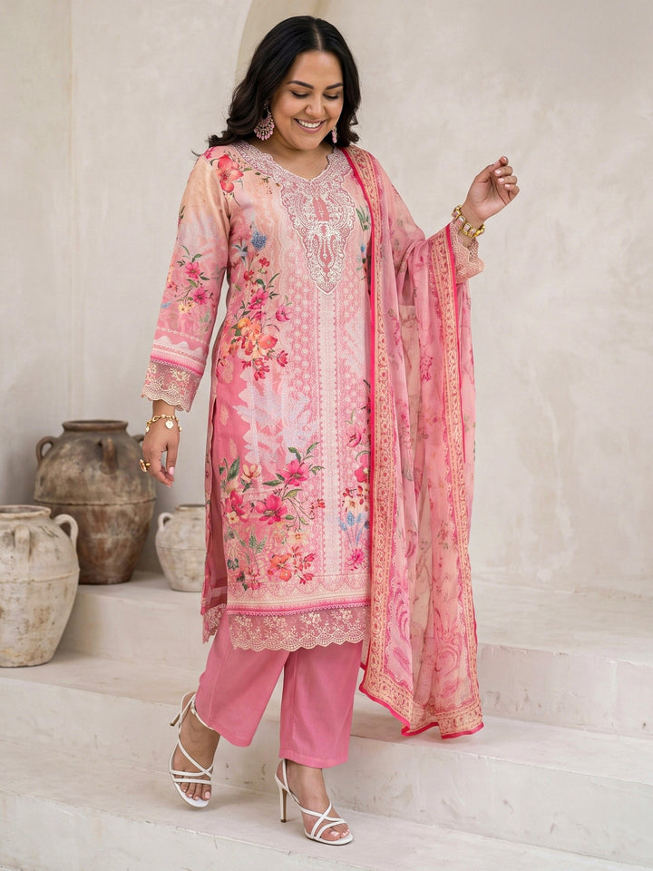 Plus Size Pink Floral Printed Crepe Suit Set