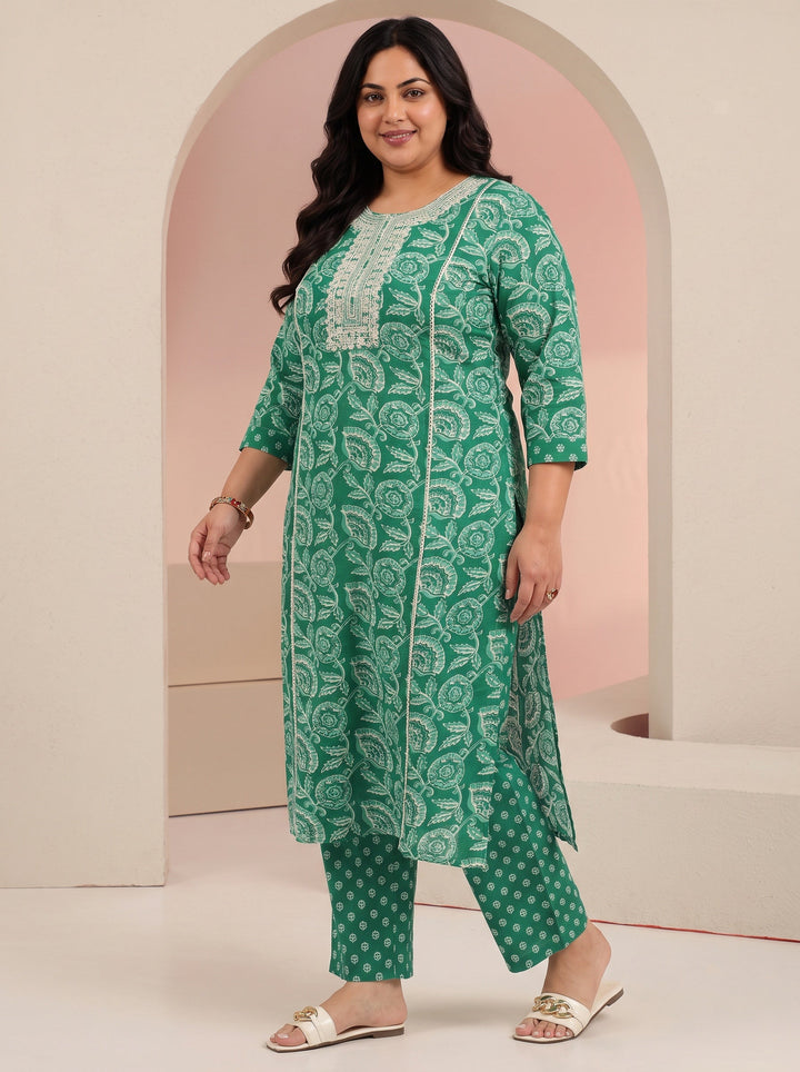 Plus Size Emerald Green Printed Cotton Straight Suit Set