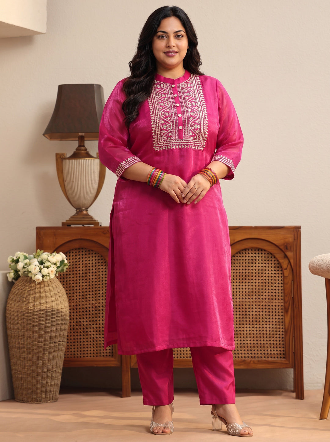 Plus Size Pink Yoke Design Tissue Straight Suit Set