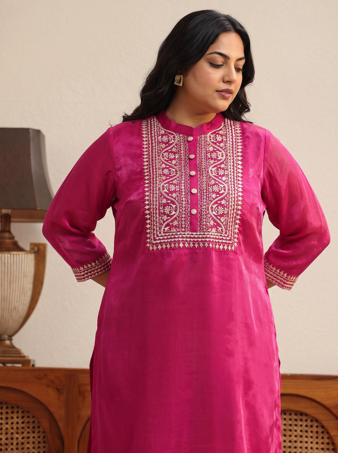 Plus Size Pink Yoke Design Tissue Straight Suit Set