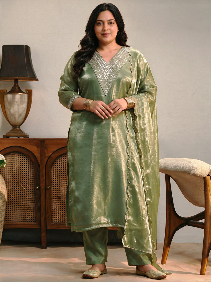 Plus Size Green Yoke Design Tissue Straight Suit Set