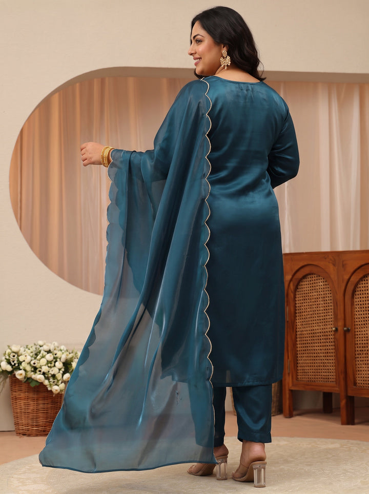 Plus Size Blue Yoke Design Tissue Straight Suit Set