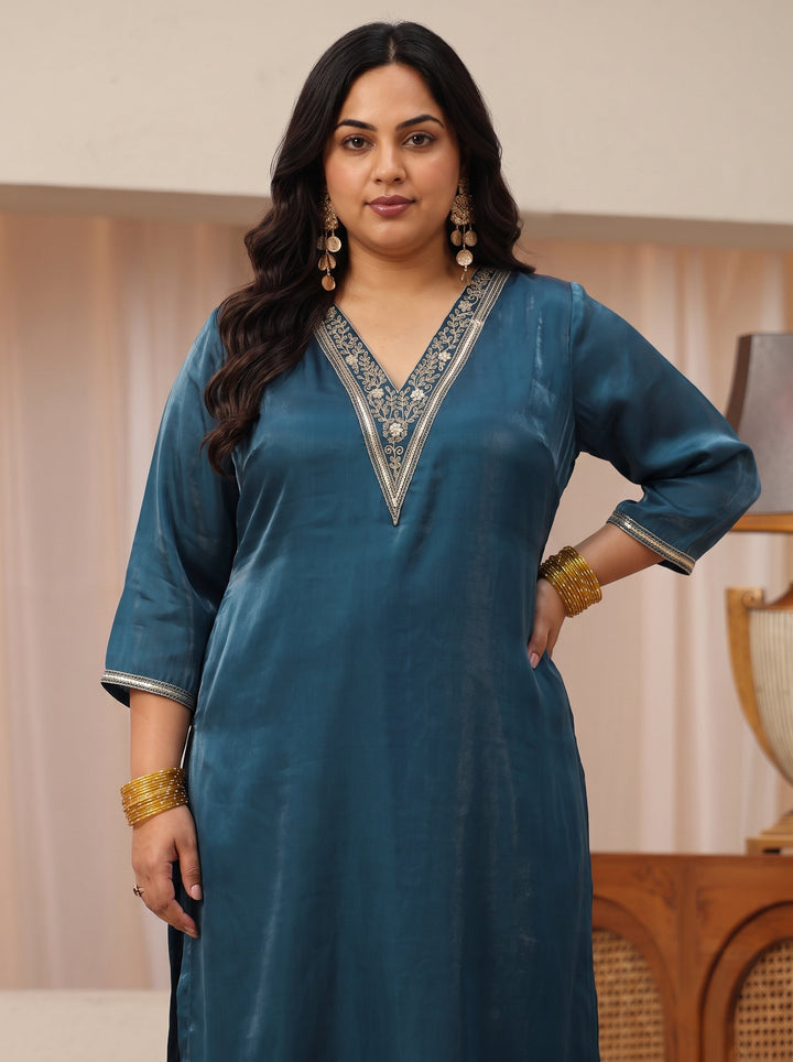 Plus Size Blue Yoke Design Tissue Straight Suit Set