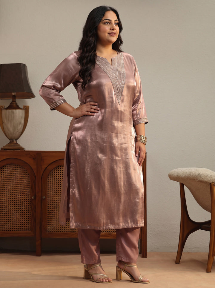 Plus Size Mauve Yoke Design Tissue Straight Suit Set