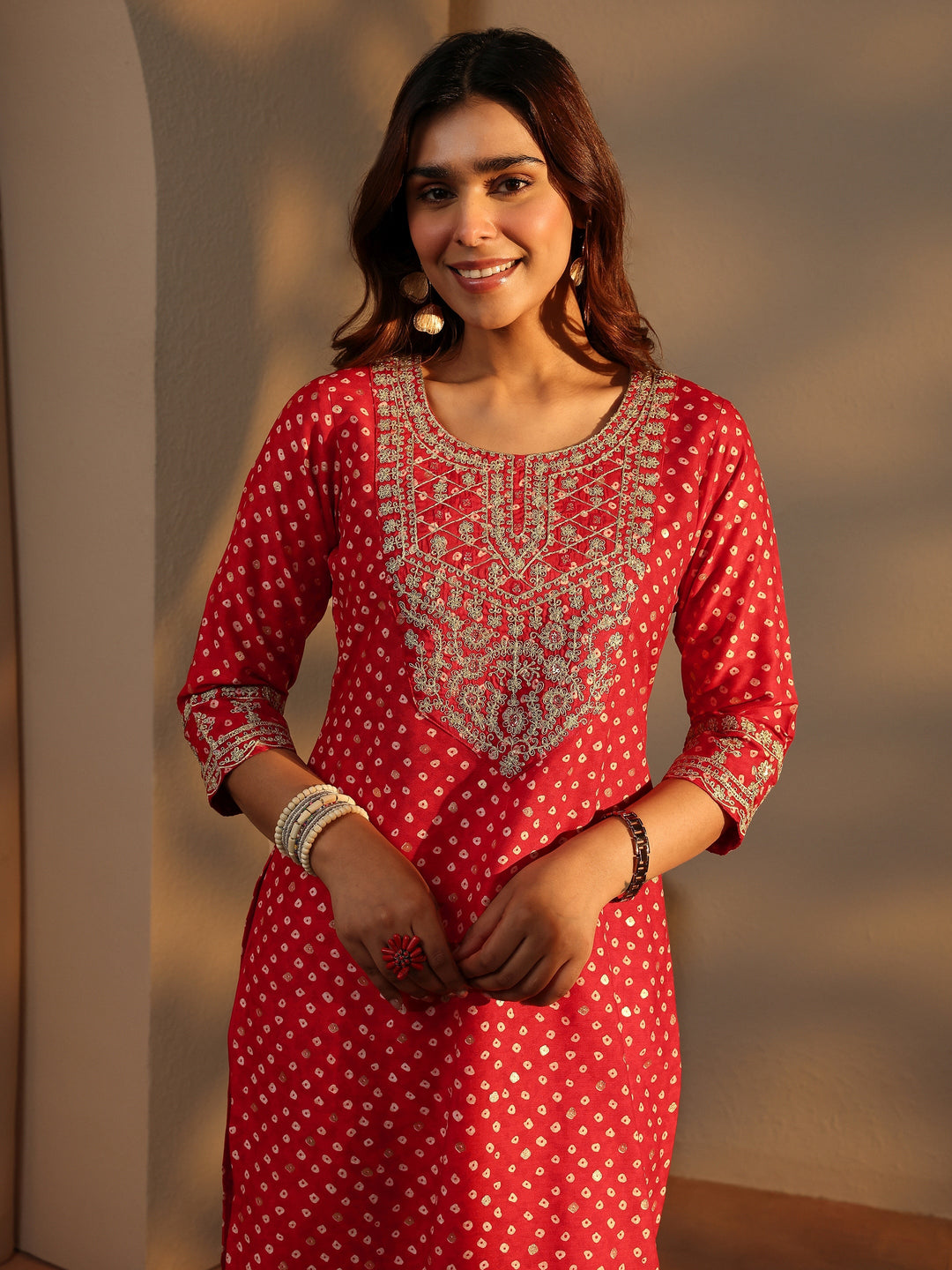 Red Bandhani Printed Silk Blend Straight Suit Set With Dupatta