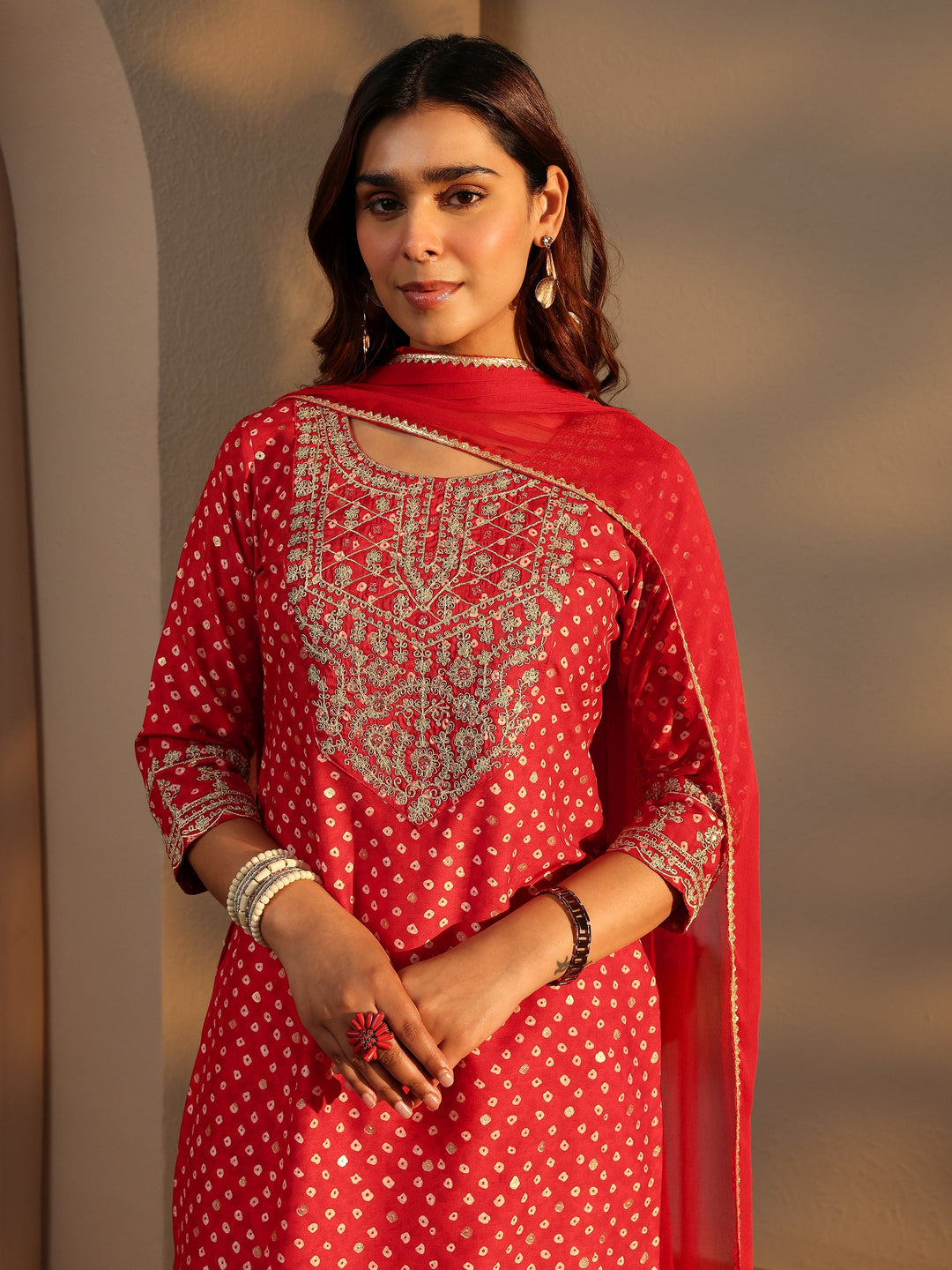 Red Bandhani Printed Silk Blend Straight Suit Set With Dupatta