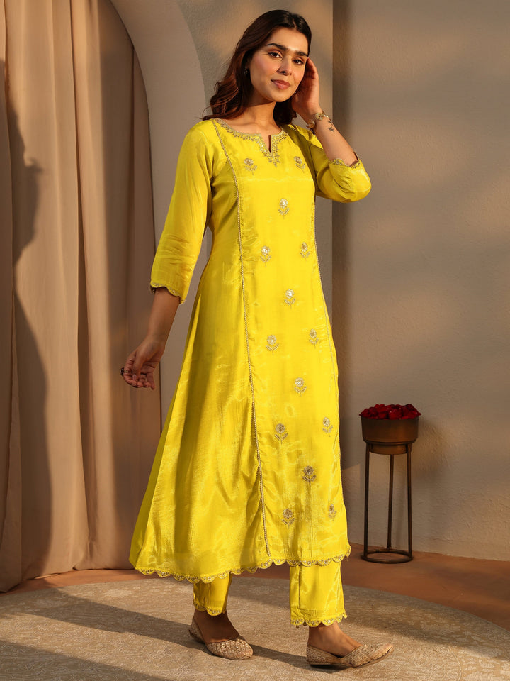 Green Embellished Silk Blend A-Line Suit Set With Dupatta