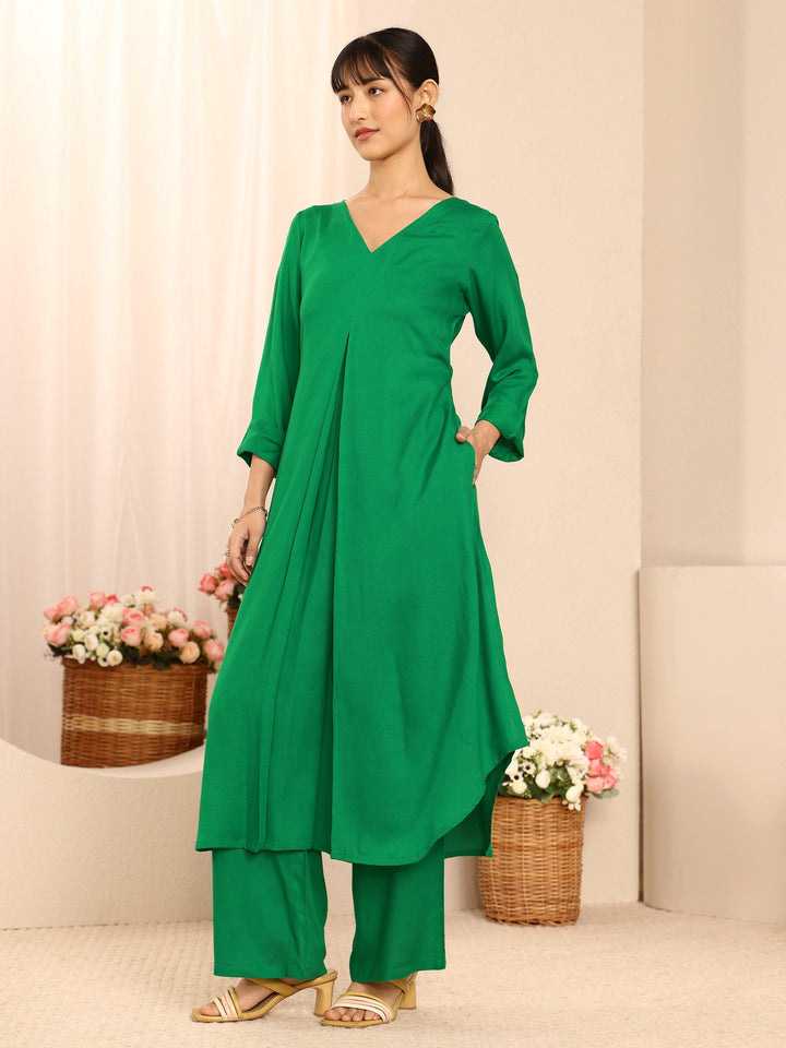 Green Solid Solid Rayon A-Line Kurta Set
