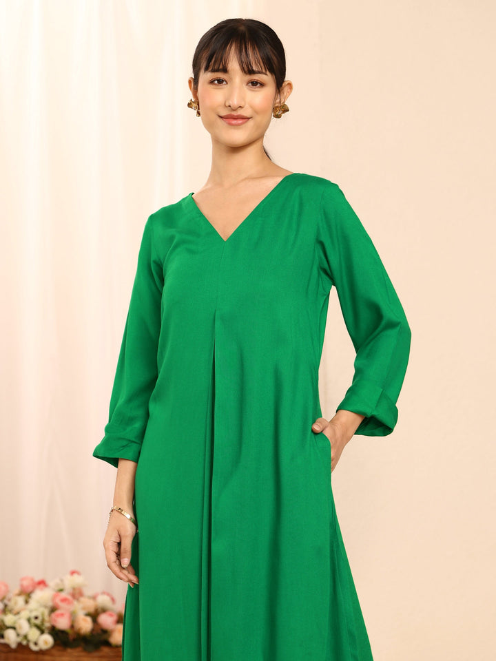 Green Solid Solid Rayon A-Line Kurta Set