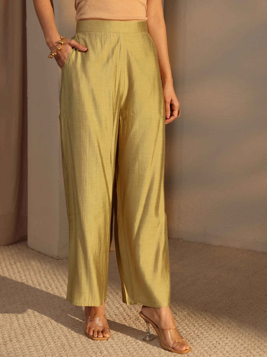 Beige Bandhani Printed Silk Blend Straight Suit Set With Dupatta