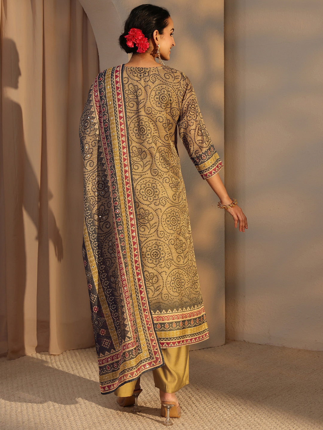 Beige Bandhani Printed Silk Blend Straight Suit Set With Dupatta