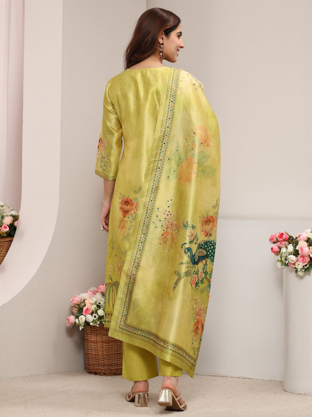 Green Ethnic Printed Silk Blend Straight Suit Set With Dupatta